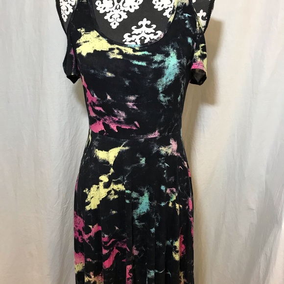 Hot Topic Dresses & Skirts - Midnight Hour 🌙 EUC Tie Dye Cold Shoulder Dress M